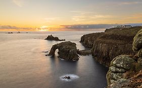 The Land'S End Hotel